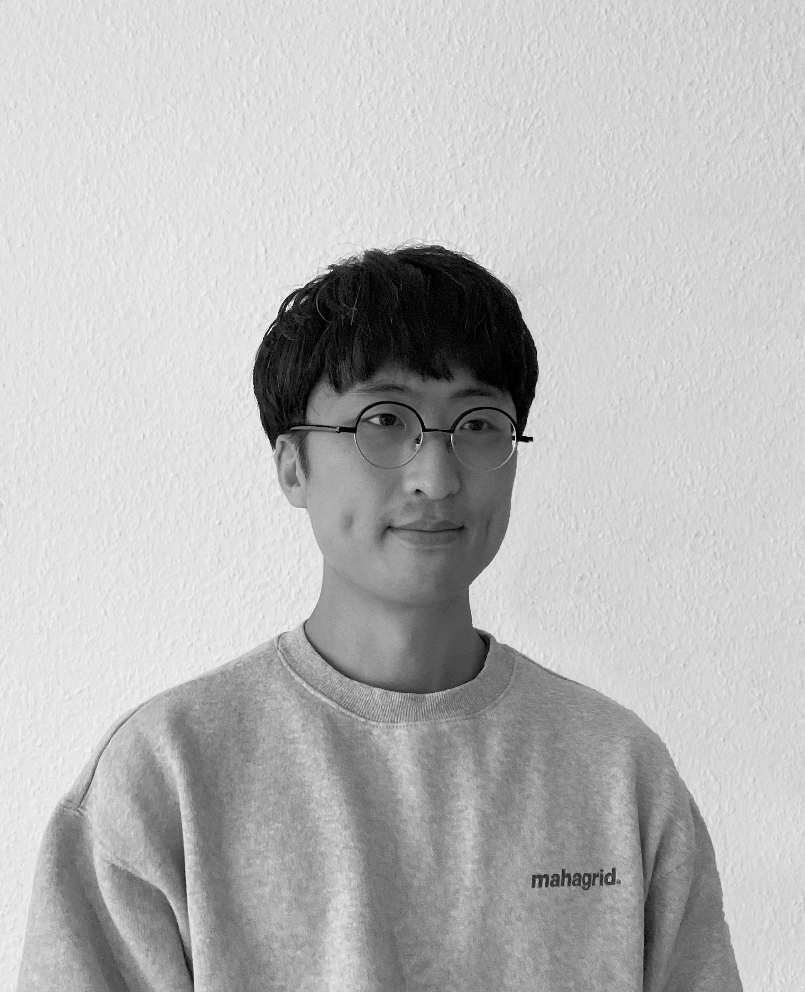 Portraitbild des Porzellankünstlers Jungwoon Lee.